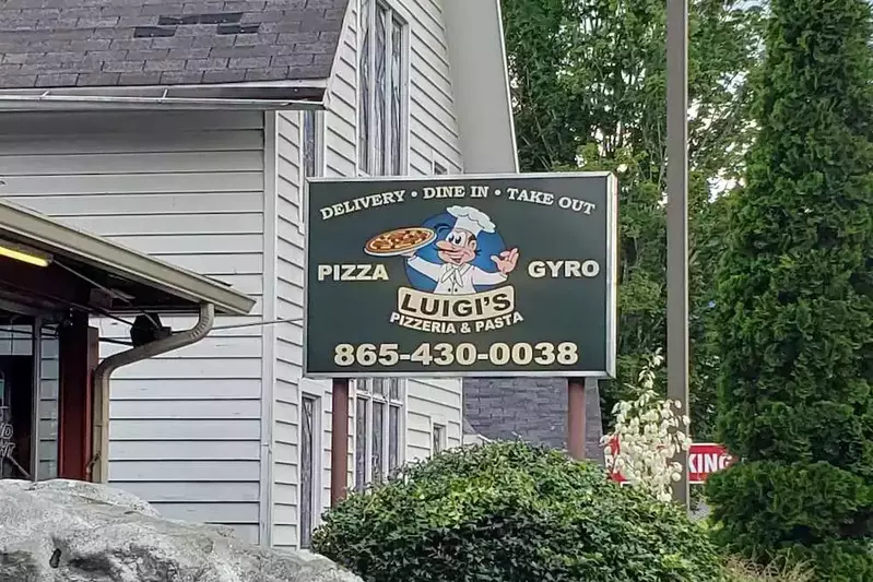 luigi's pizza in gatlinburg