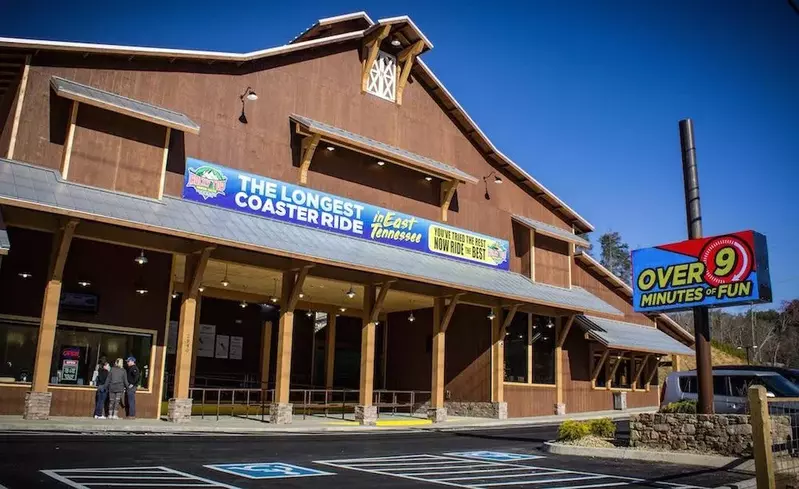 Rocky Top Mountain Coaster in Pigeon Forge building