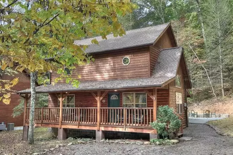 one of the 2 bedroom cabins in gatlinburg