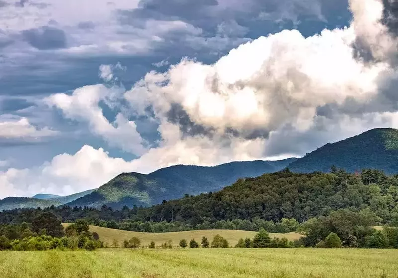 Cades Cove Summer view