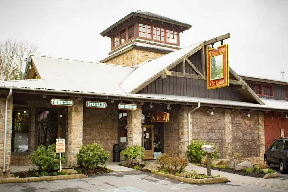 Top 4 Reasons to Visit Sugarland Cellars Winery in Gatlinburg