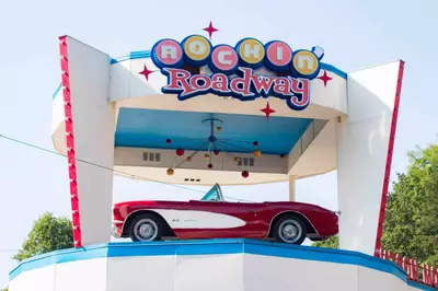 rockin' roadway at dollywood