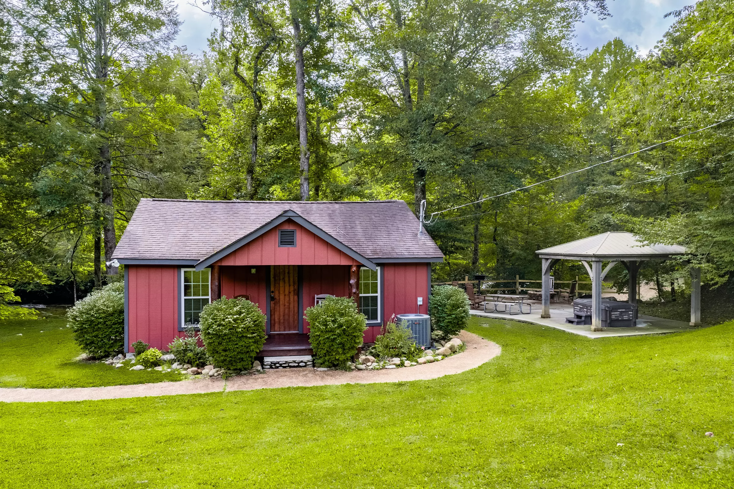 Parkside Cabin Rentals - yh1qmd1