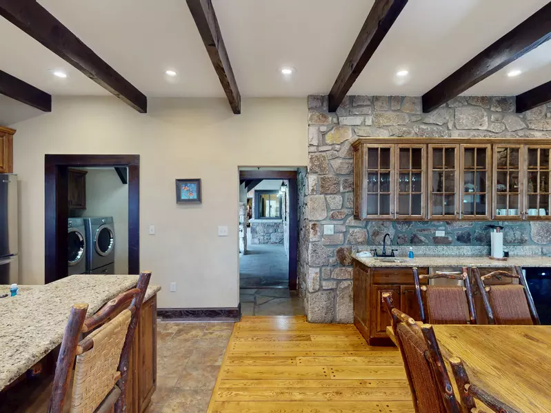 Roosevelt Lodge