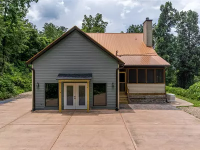 Craftsmans Cottage