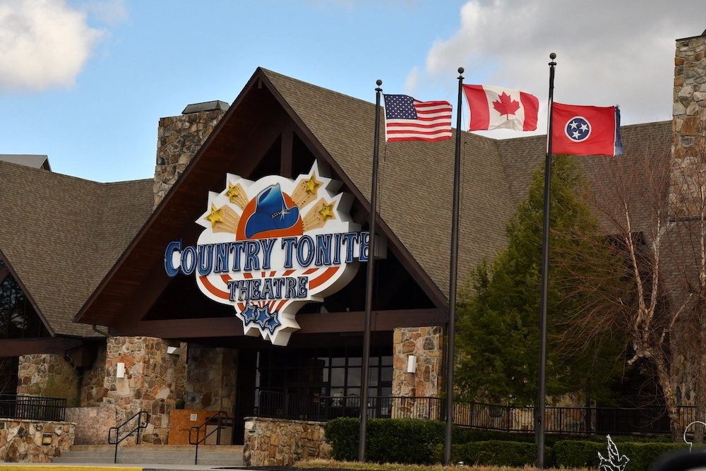 Bucket List of Things to Do in Gatlinburg and Pigeon Forge for Adults