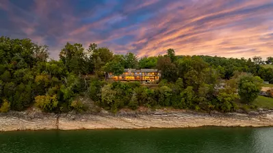 Hatties Lake Retreat