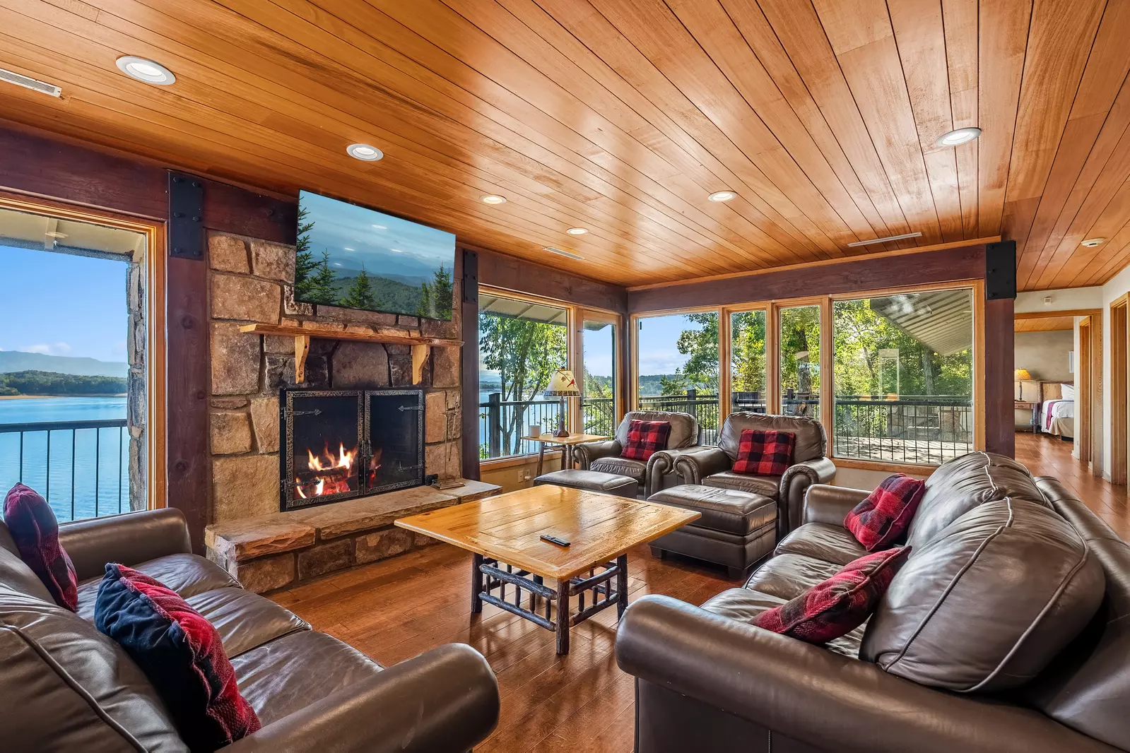 Hatties Lake Retreat