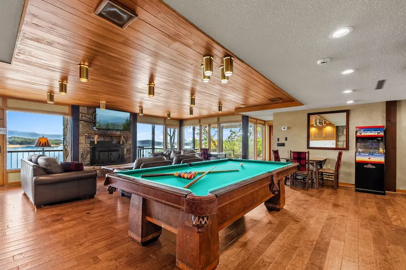 Hatties Lake Retreat