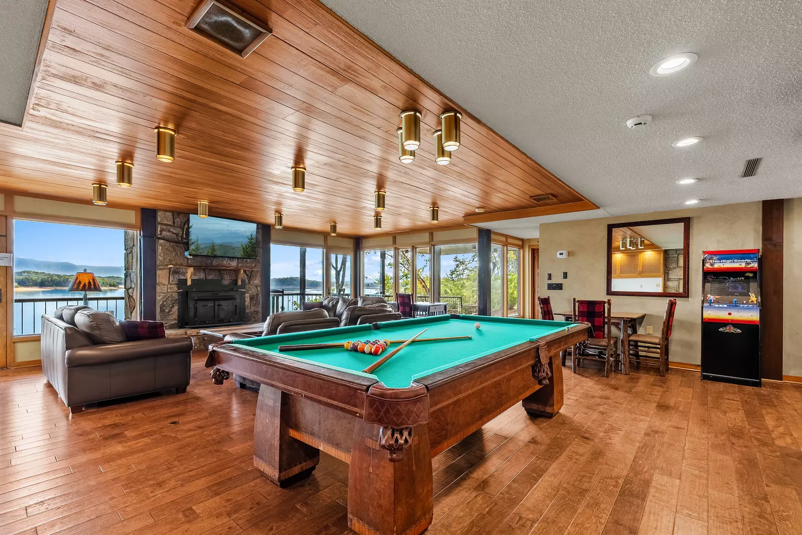 Hatties Lake Retreat