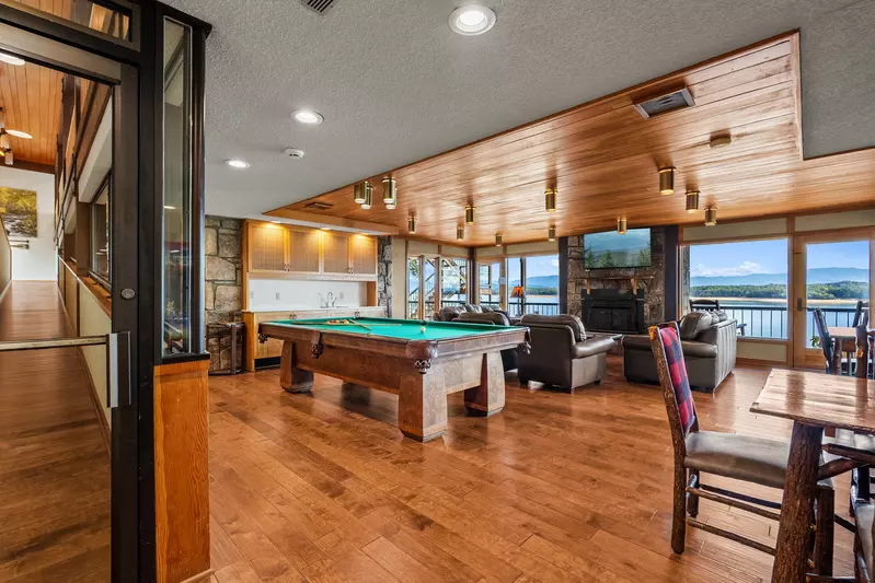 Hatties Lake Retreat