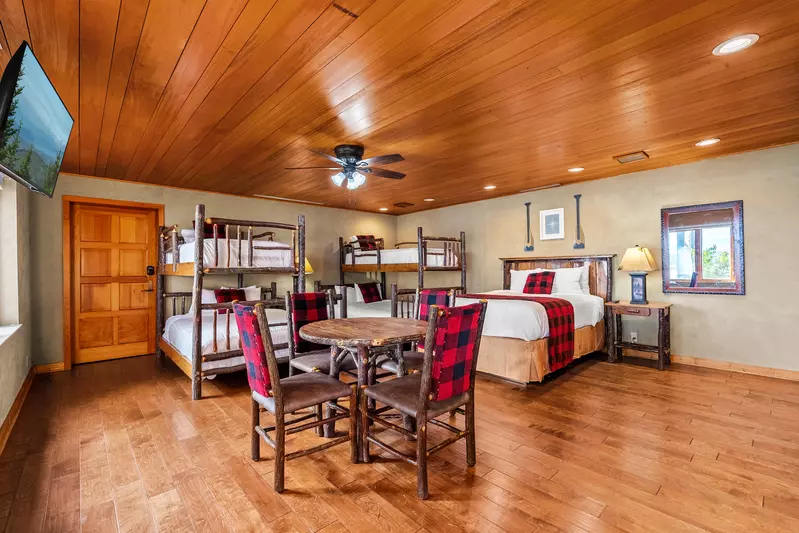 Hatties Lake Retreat
