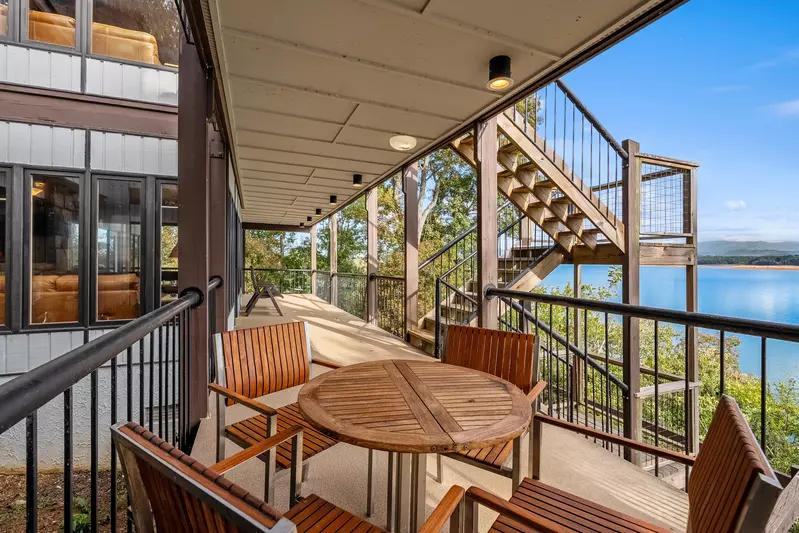 Hatties Lake Retreat
