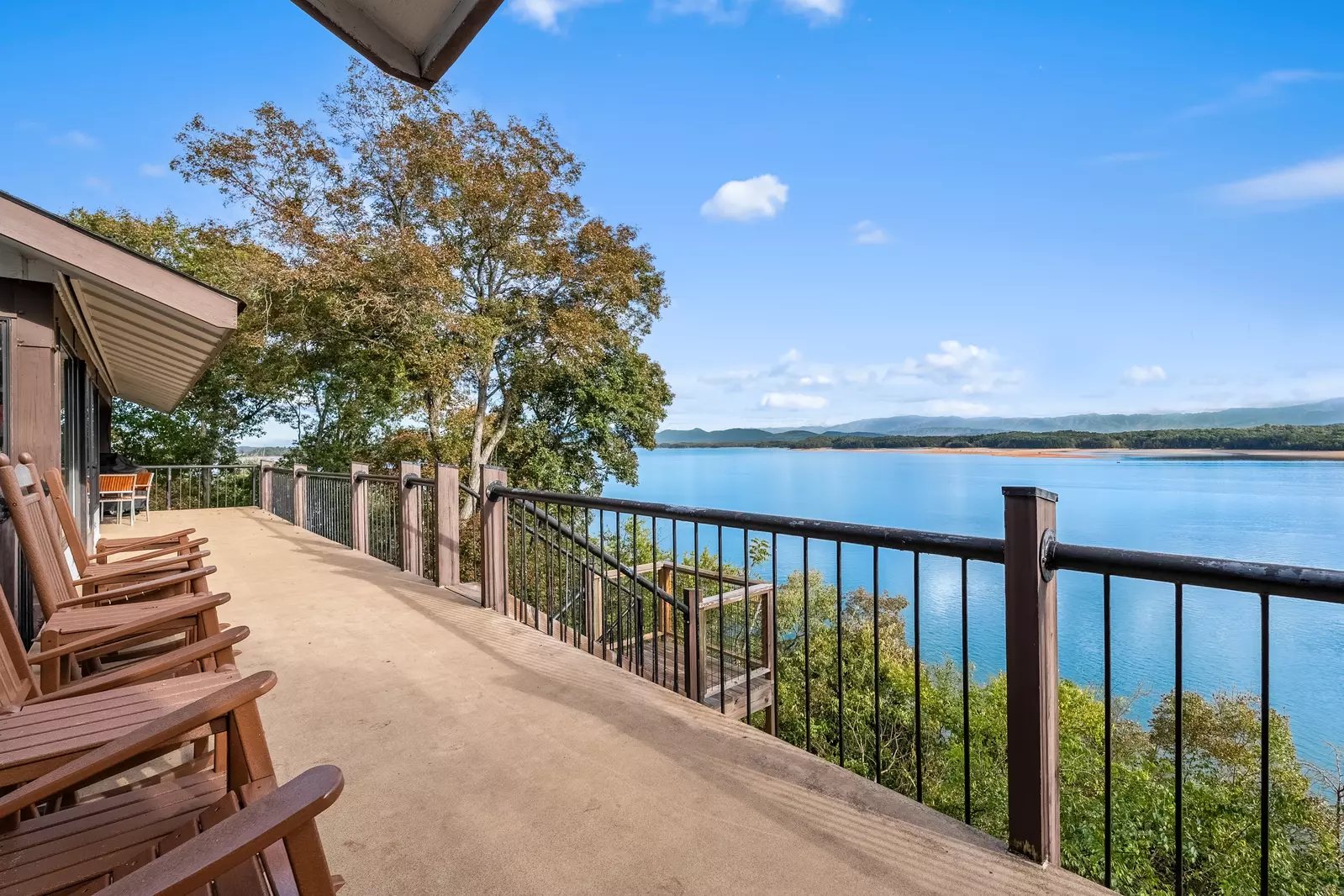 Hatties Lake Retreat