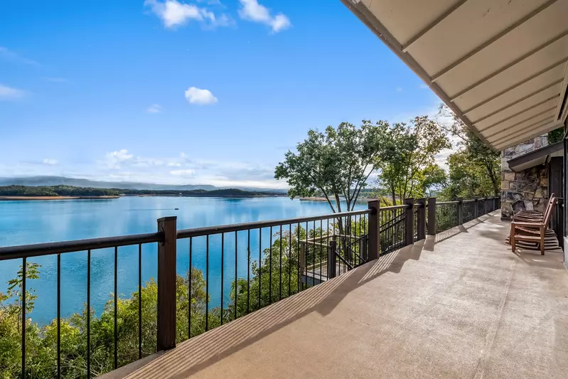 Hatties Lake Retreat