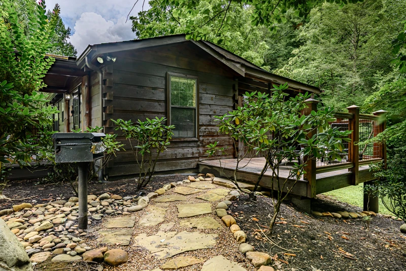 Cozy Creek