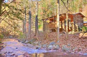 cabin in the woods smoky mountains