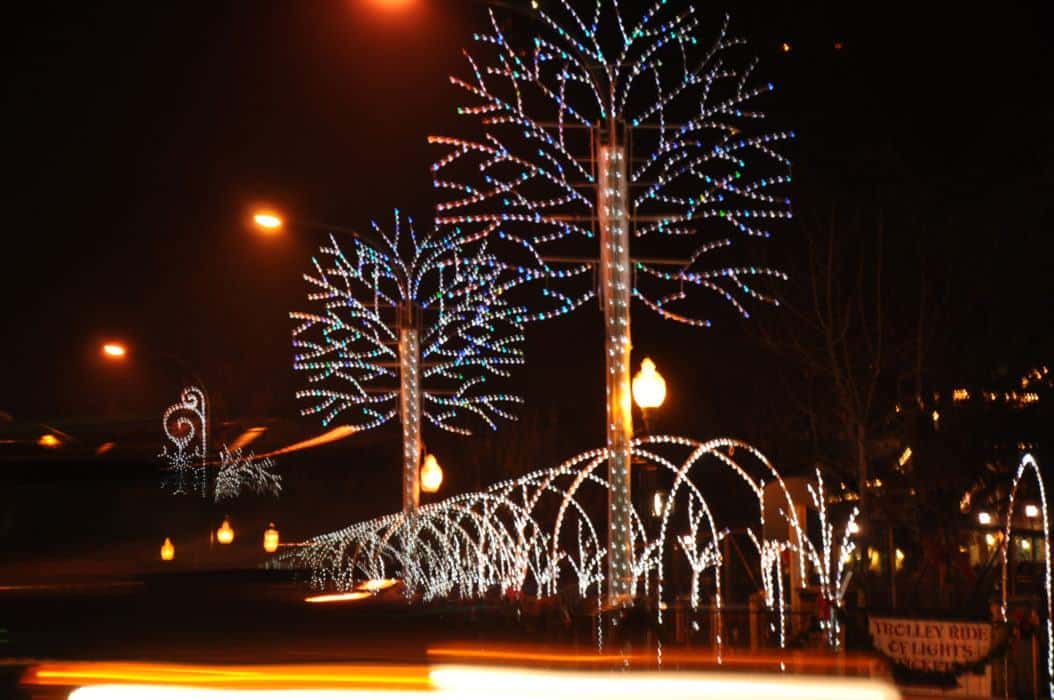 Gatlinburg Fantasy of Lights Christmas Parade: What to Know and Expect