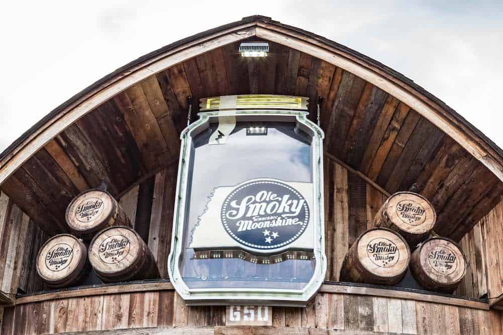 Top 5 Can’t Miss Distilleries in Gatlinburg and the Smoky Mountains