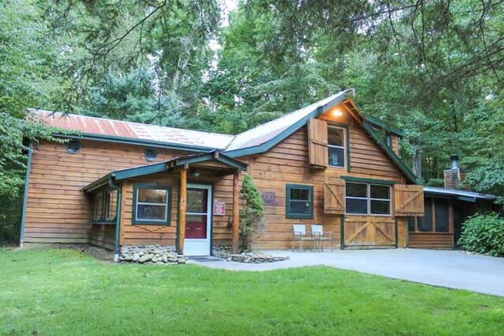 4 of Our Best Pet Friendly Cabins in Gatlinburg for Your Family